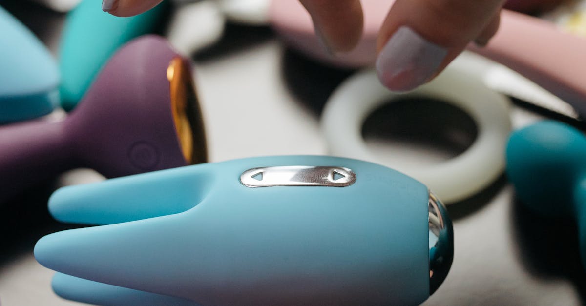 What to Consider Before Buying a Couples' Vibrator